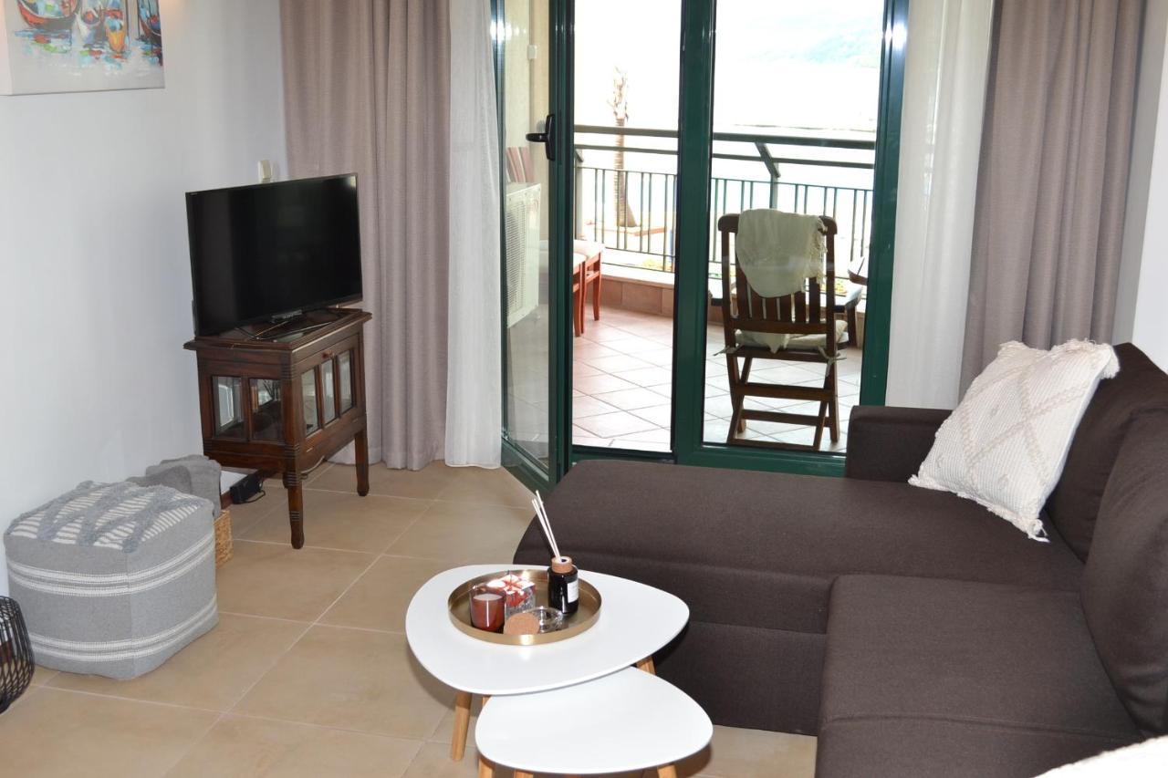 Port Balchik Apartment Екстер'єр фото