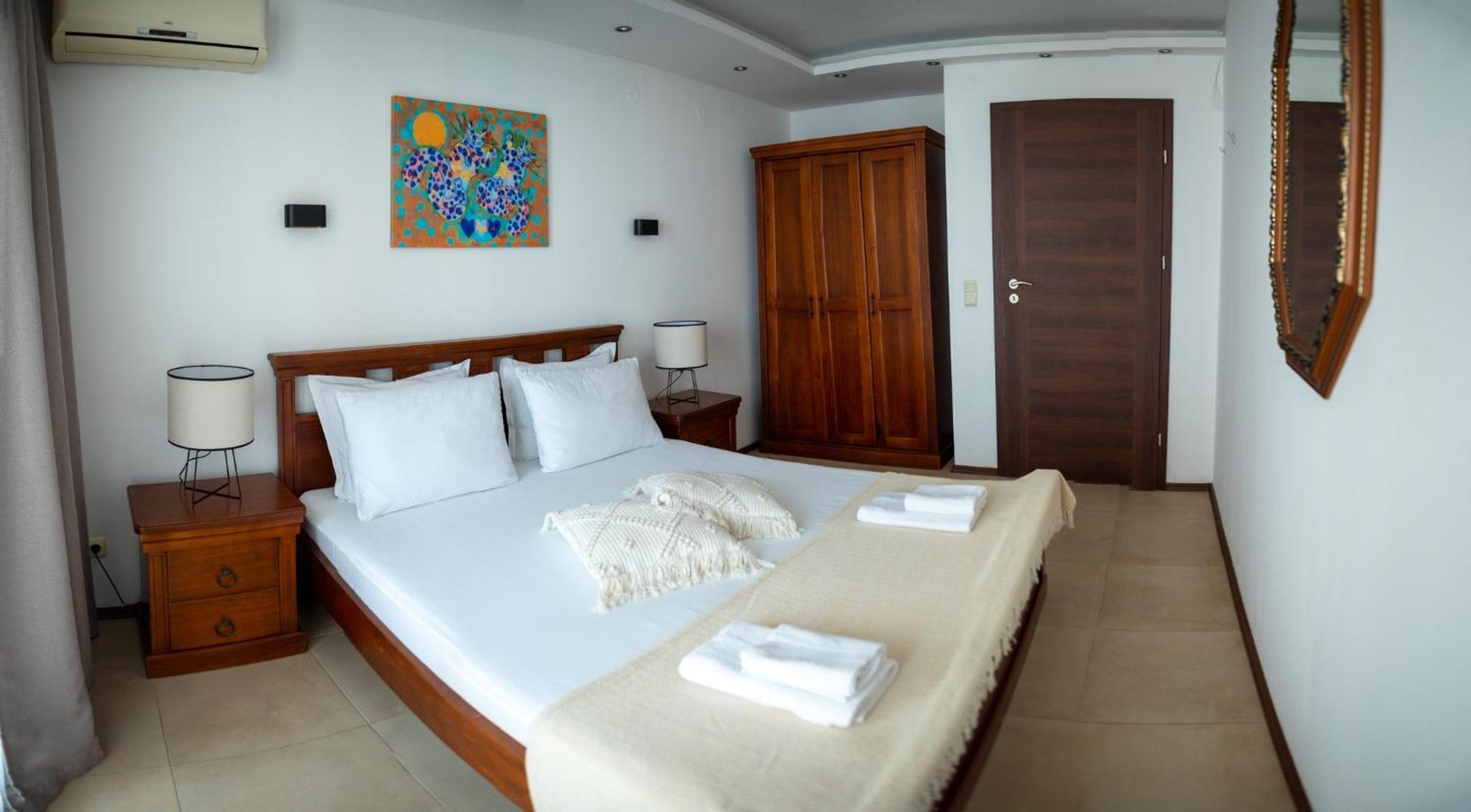 Port Balchik Apartment Екстер'єр фото