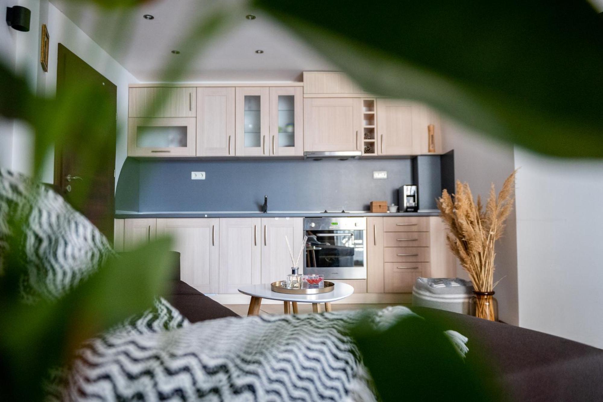 Port Balchik Apartment Екстер'єр фото